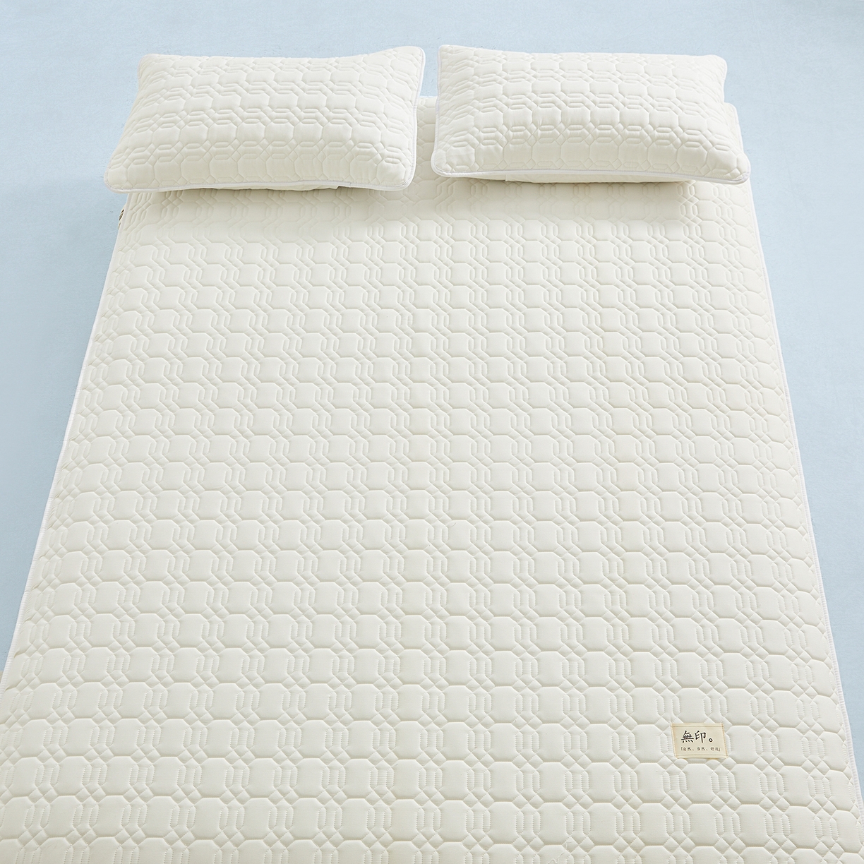 91家纺网 家纺一手货源 找家纺 曼陀罗 2025新款大豆纤维深睡床笠 天际白