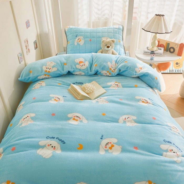 91家纺网 家纺一手货源 找家纺 雅萱家纺 2025新款牛奶绒学生床垫三件套 牛奶绒床垫三件套-大耳狗狗