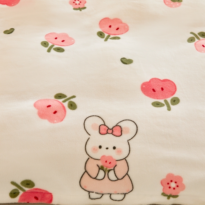 91家纺网 家纺一手货源 找家纺 雅萱家纺 2025新款牛奶绒学生床垫三件套 牛奶绒床垫三件套-花间兔