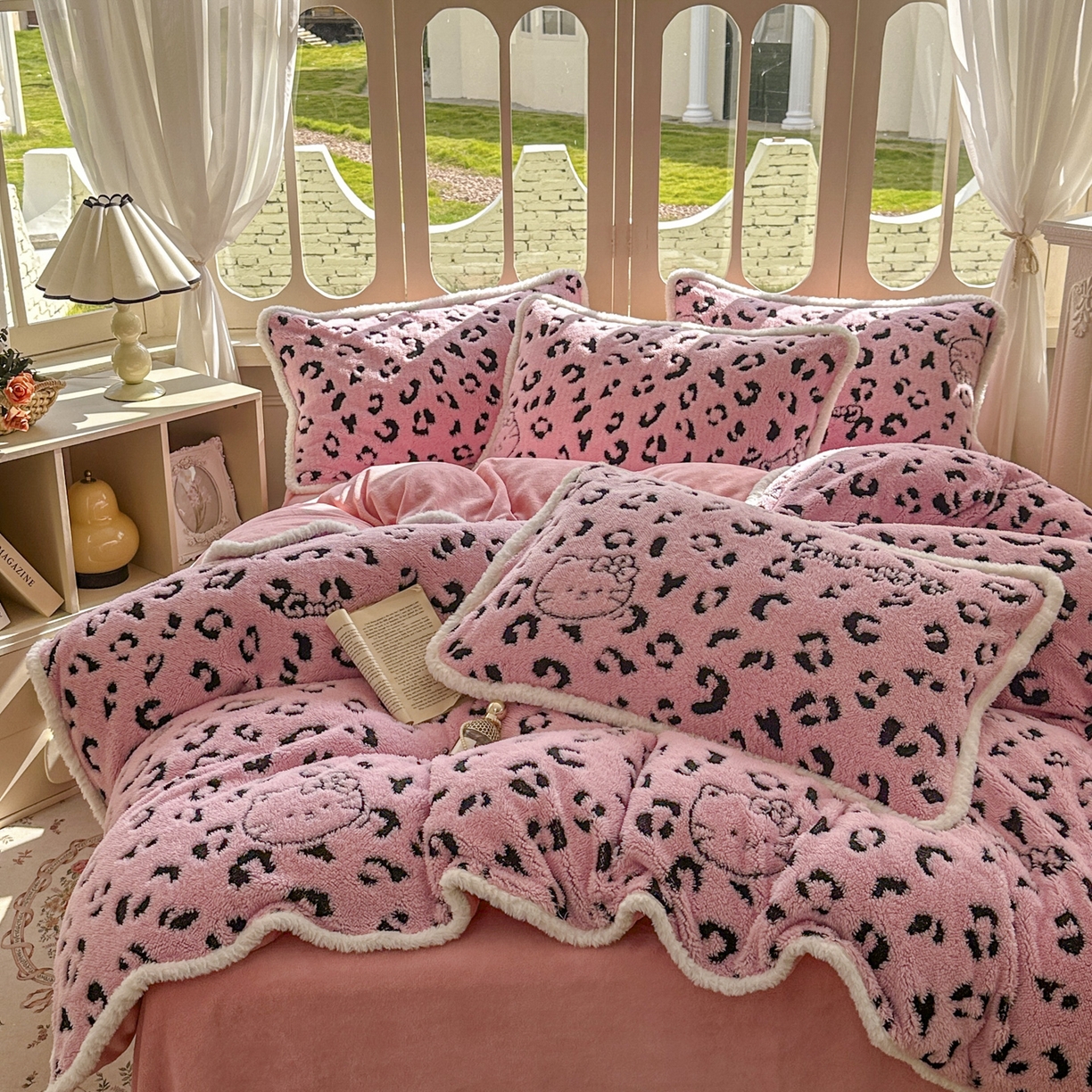 91家纺网 家纺一手货源 找家纺 新印象 2025新款阳离子绒牛奶绒保暖四件套 包边款阳离子绒-斑豹粉