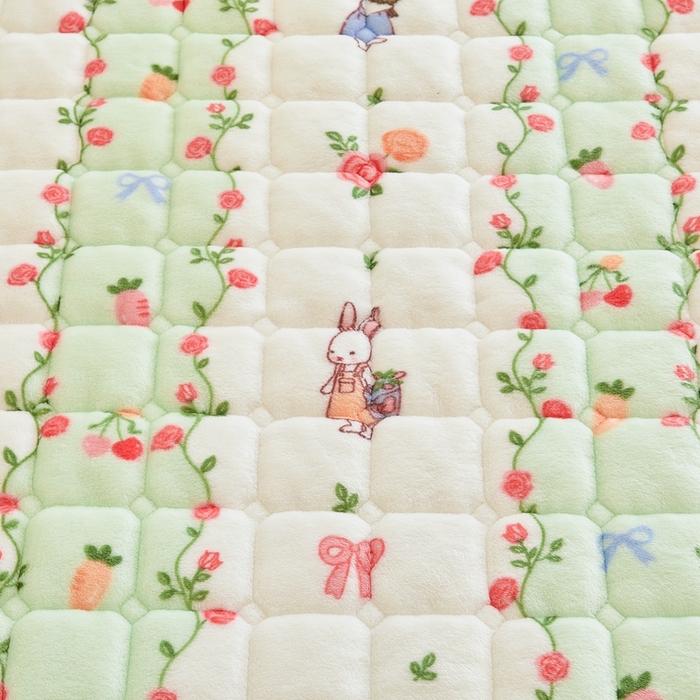 91家纺网 家纺一手货源 找家纺 雅萱家纺 2025新款牛奶绒学生床垫三件套 牛奶绒床垫三件套-花田小兔