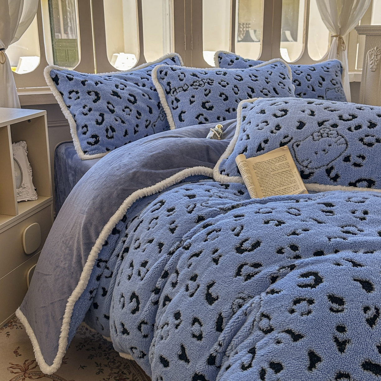 91家纺网 家纺一手货源 找家纺 新印象 2025新款阳离子绒牛奶绒保暖四件套 包边款阳离子绒-斑豹蓝