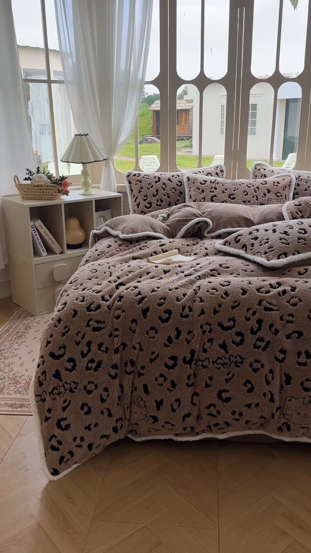 91家纺网 家纺一手货源 找家纺 新印象 2025新款阳离子绒牛奶绒保暖四件套 包边款阳离子绒-斑豹驼