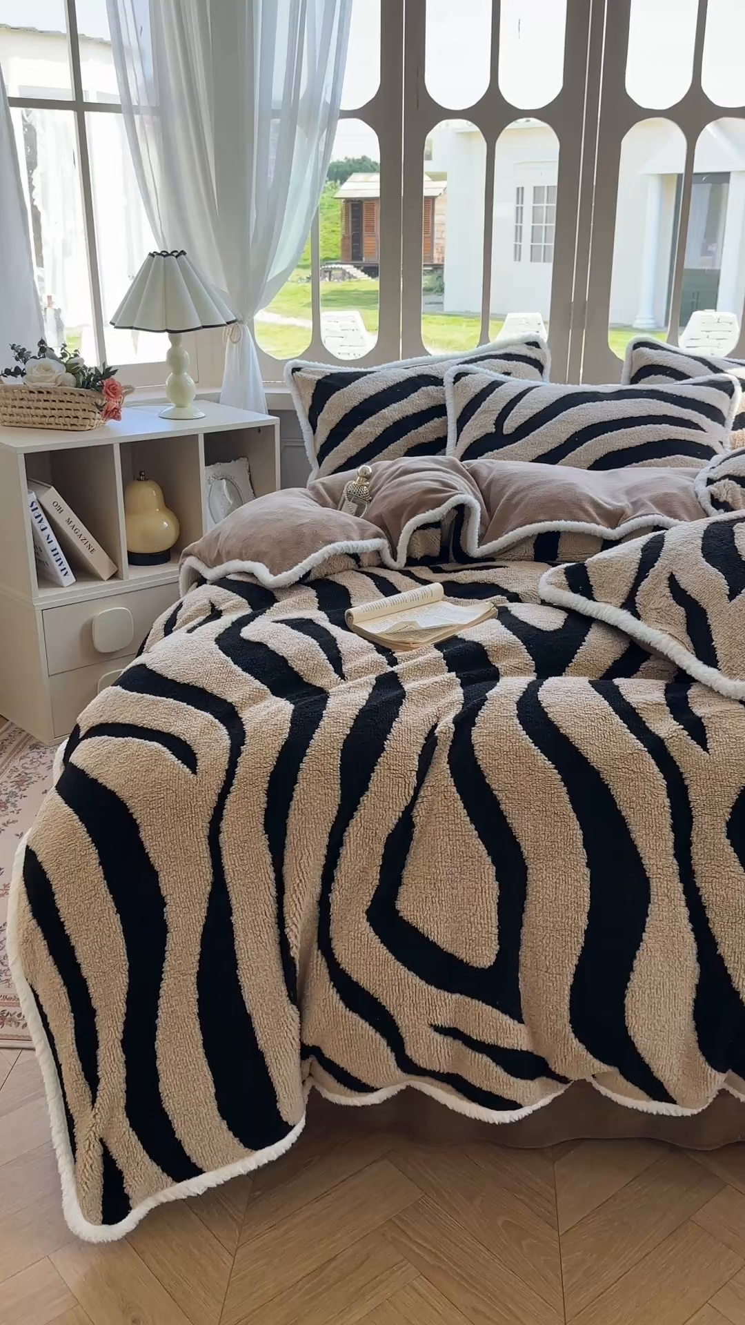 91家纺网 家纺一手货源 找家纺 新印象 2025新款阳离子绒牛奶绒保暖四件套 包边款阳离子绒-斑马纹