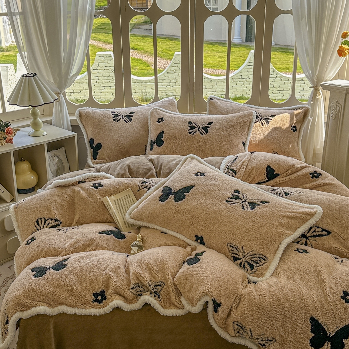 91家纺网 家纺一手货源 找家纺 新印象 2025新款阳离子绒牛奶绒保暖四件套 包边款阳离子绒-蝶季