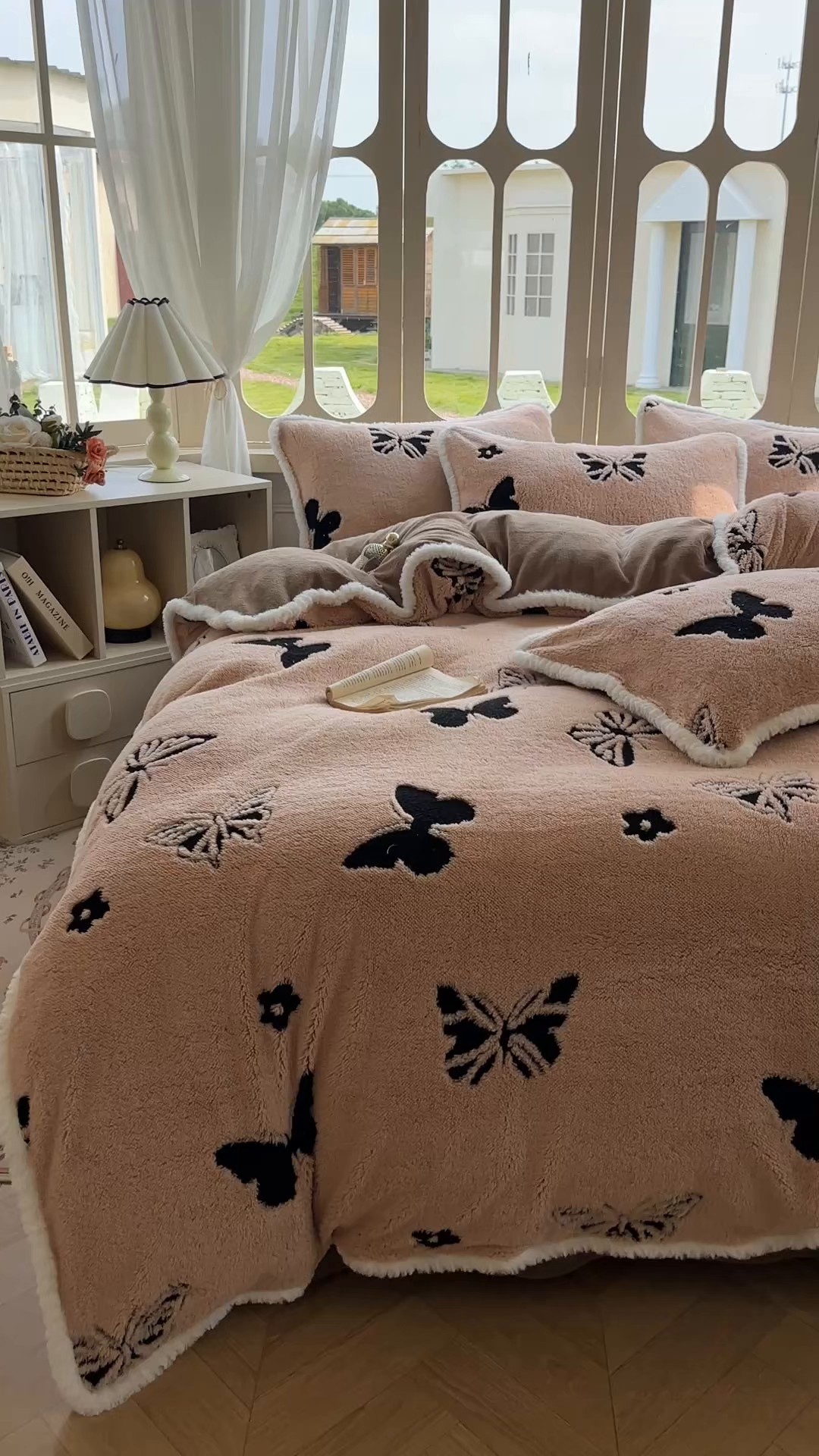 91家纺网 家纺一手货源 找家纺 新印象 2025新款阳离子绒牛奶绒保暖四件套 包边款阳离子绒-蝶季