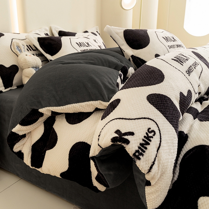 91家纺网 家纺一手货源 找家纺 倾慕家纺 2026新款立体菠萝格印花单枕套 牛奶咖啡