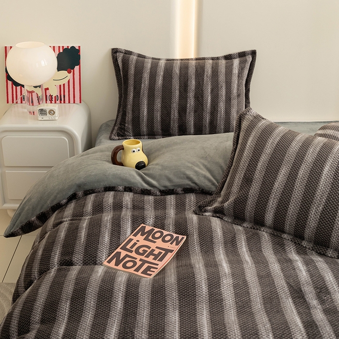 91家纺网 家纺一手货源 找家纺 倾慕家纺 2026新款立体菠萝格印花单枕套 个性灰