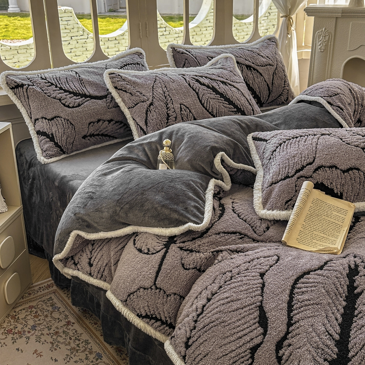 91家纺网 家纺一手货源 找家纺 新印象 2025新款阳离子绒牛奶绒保暖四件套 包边款阳离子绒-樊林深灰