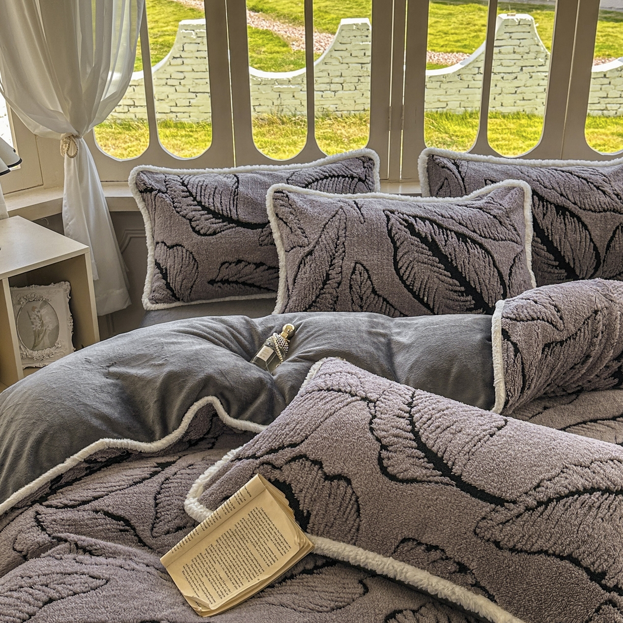 91家纺网 家纺一手货源 找家纺 新印象 2025新款阳离子绒牛奶绒保暖四件套 包边款阳离子绒-樊林深灰