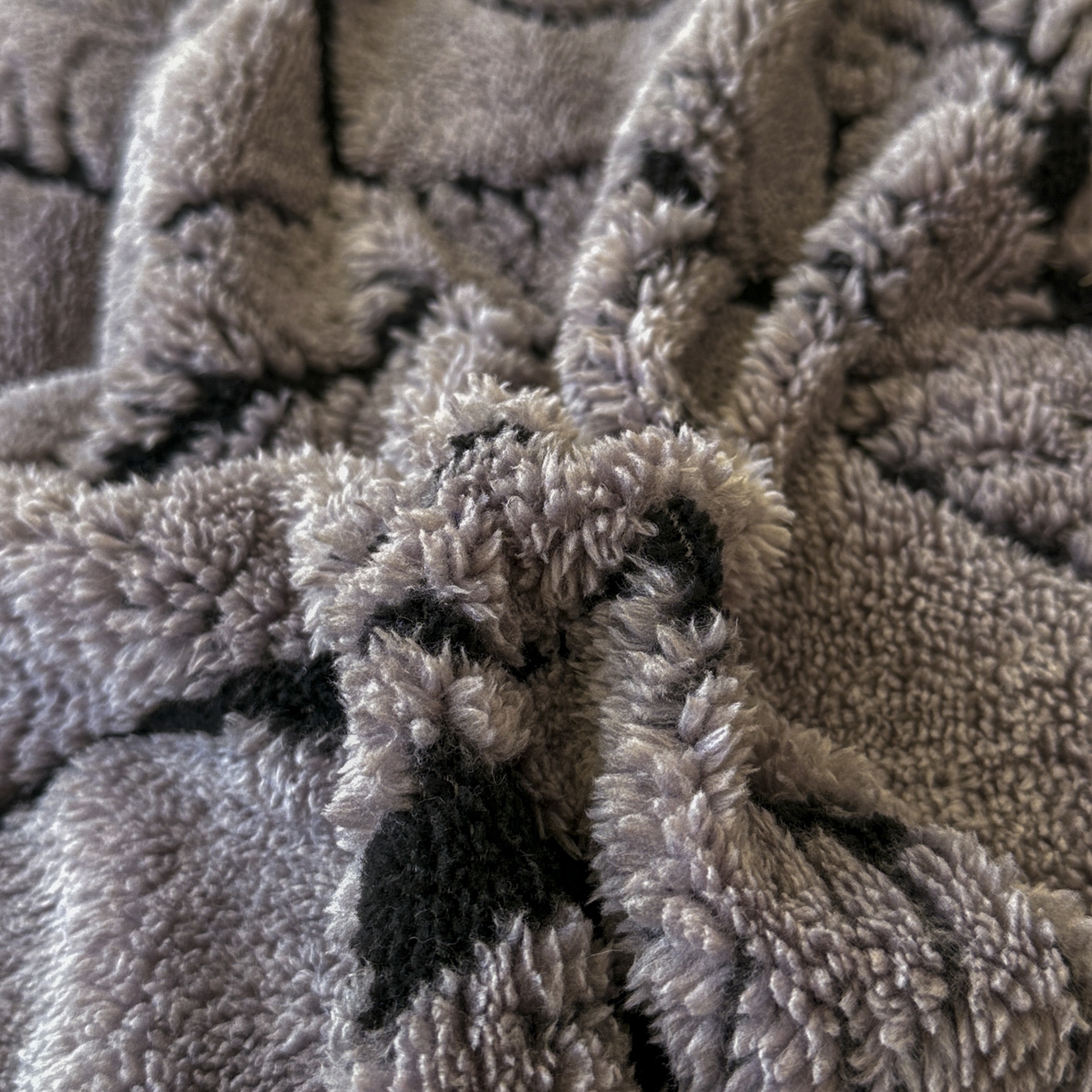 91家纺网 家纺一手货源 找家纺 新印象 2025新款阳离子绒牛奶绒保暖四件套 包边款阳离子绒-樊林深灰