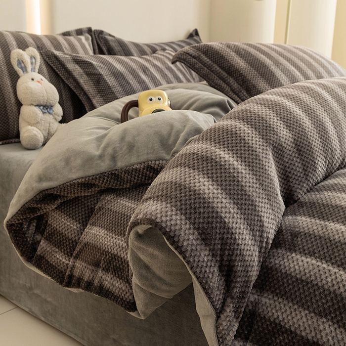 91家纺网 家纺一手货源 找家纺 倾慕家纺 2026新款立体菠萝格印花单枕套 个性灰