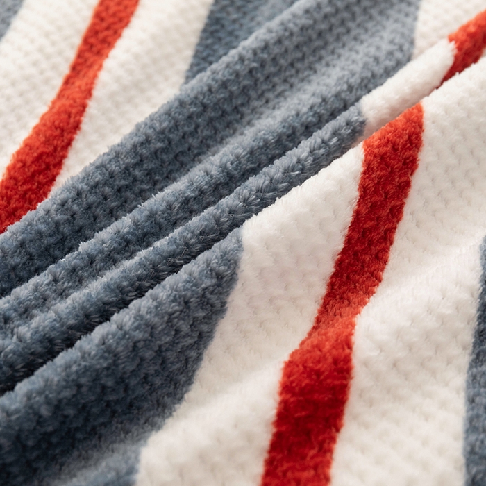 91家纺网 家纺一手货源 找家纺 倾慕家纺 2026新款立体菠萝格印花单枕套 英伦横条