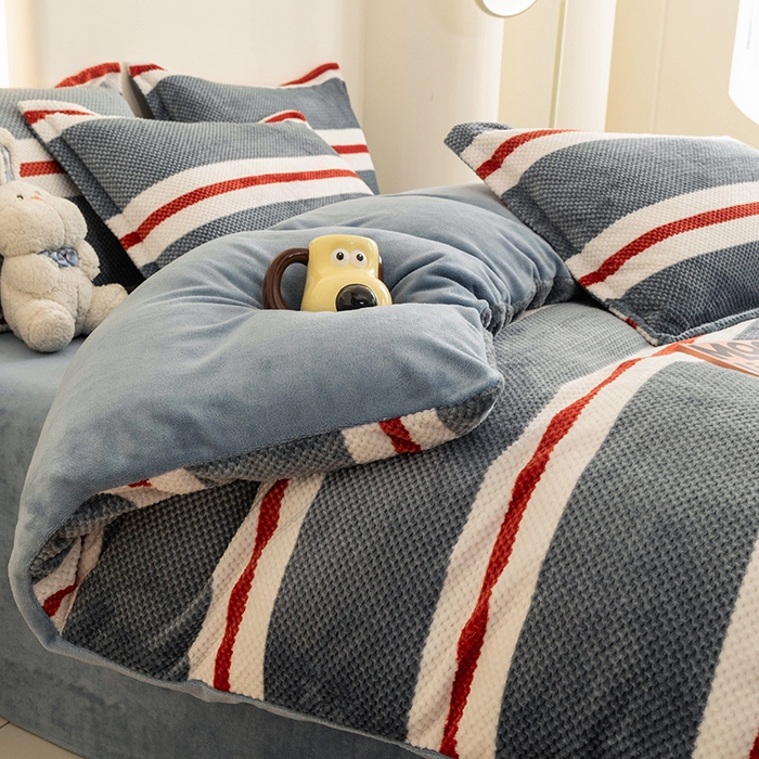 91家纺网 家纺一手货源 找家纺 倾慕家纺 2026新款立体菠萝格印花单枕套 英伦横条