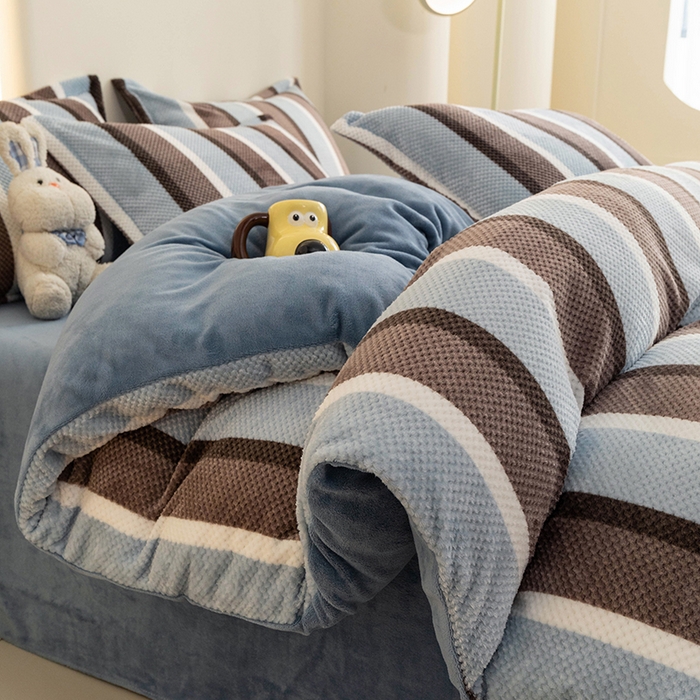 91家纺网 家纺一手货源 找家纺 倾慕家纺 2026新款立体菠萝格印花单枕套 自由蓝