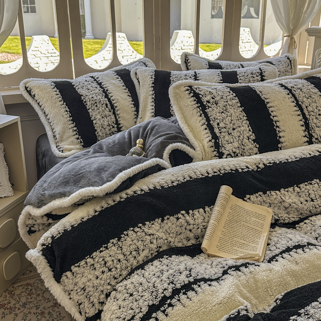 91家纺网 家纺一手货源 找家纺 新印象 2025新款阳离子绒牛奶绒保暖四件套 包边款阳离子绒-里维斯