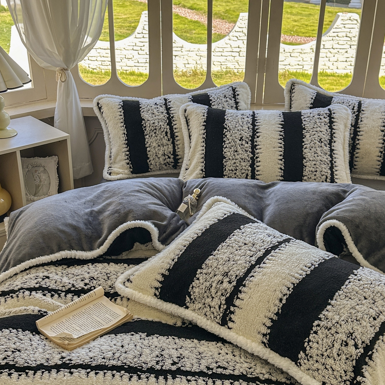 91家纺网 家纺一手货源 找家纺 新印象 2025新款阳离子绒牛奶绒保暖四件套 包边款阳离子绒-里维斯