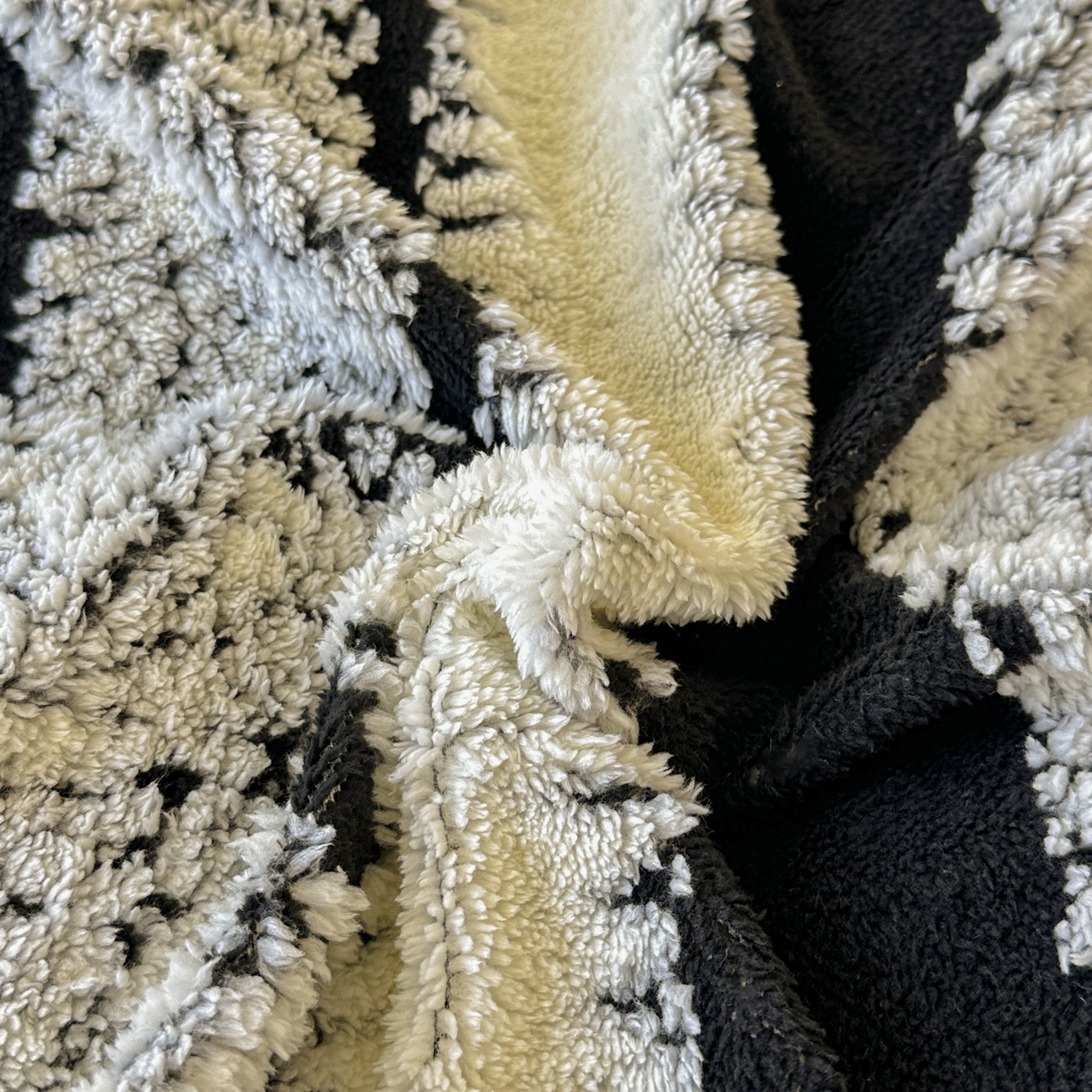 91家纺网 家纺一手货源 找家纺 新印象 2025新款阳离子绒牛奶绒保暖四件套 包边款阳离子绒-里维斯