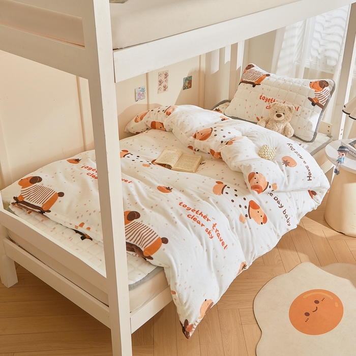 91家纺网 家纺一手货源 找家纺 雅萱家纺 2025新款牛奶绒学生床垫三件套 牛奶绒床垫三件套-滑板狗狗