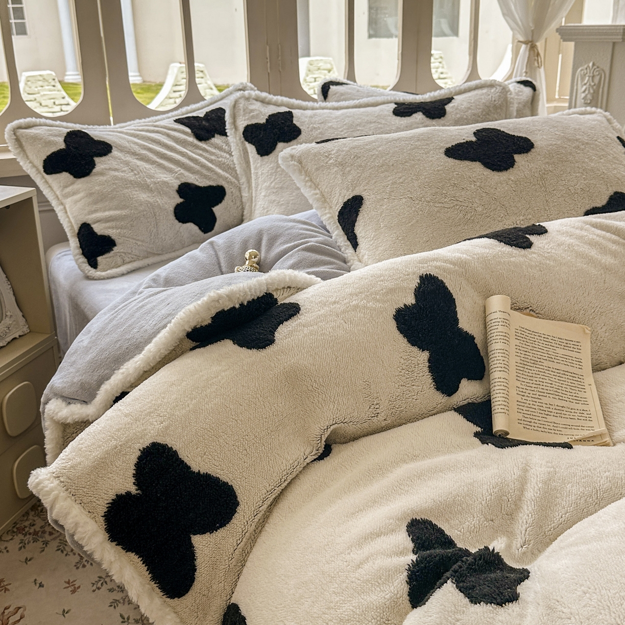 91家纺网 家纺一手货源 找家纺 新印象 2025新款阳离子绒牛奶绒保暖四件套 包边款阳离子绒-琳蝶