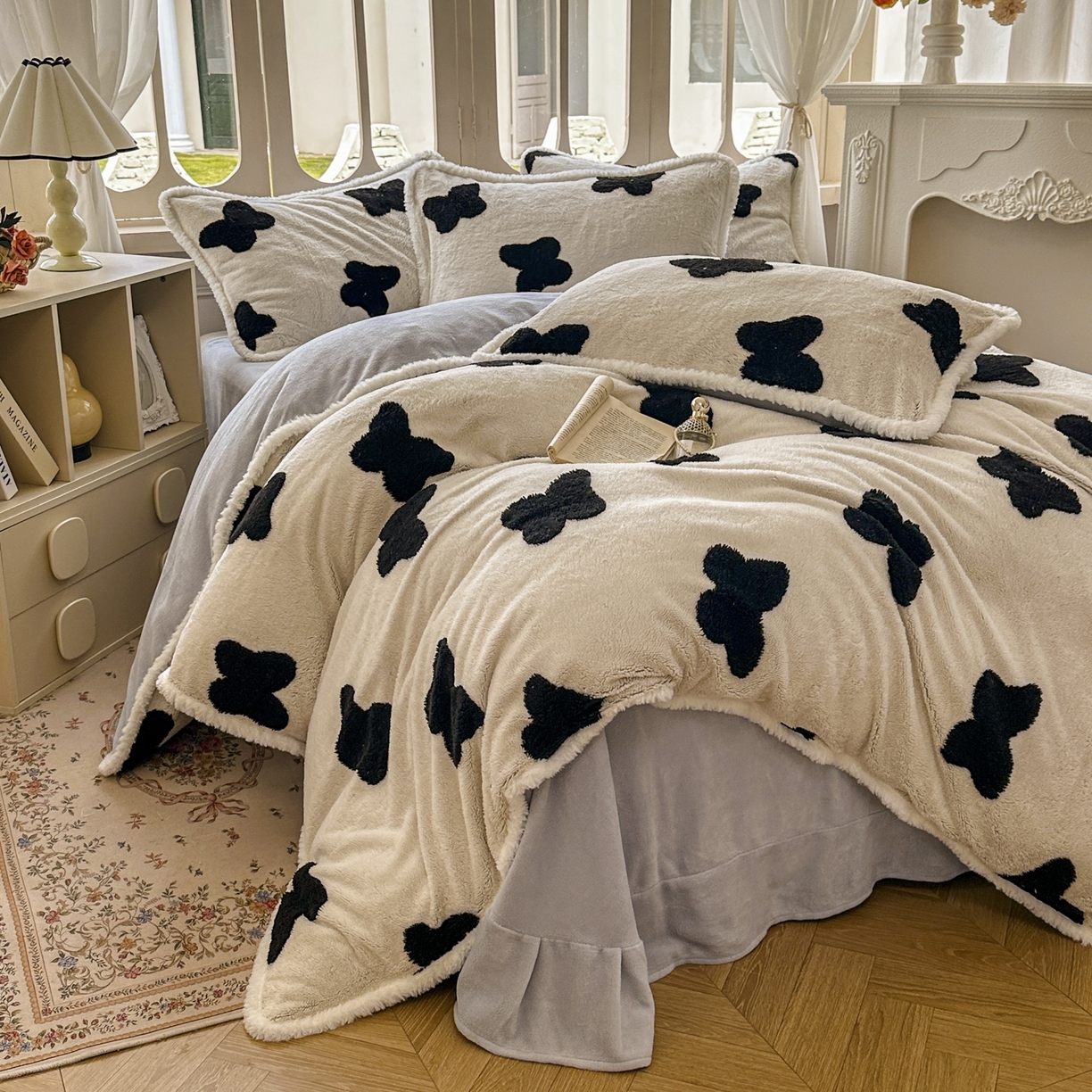 91家纺网 家纺一手货源 找家纺 新印象 2025新款阳离子绒牛奶绒保暖四件套 包边款阳离子绒-琳蝶