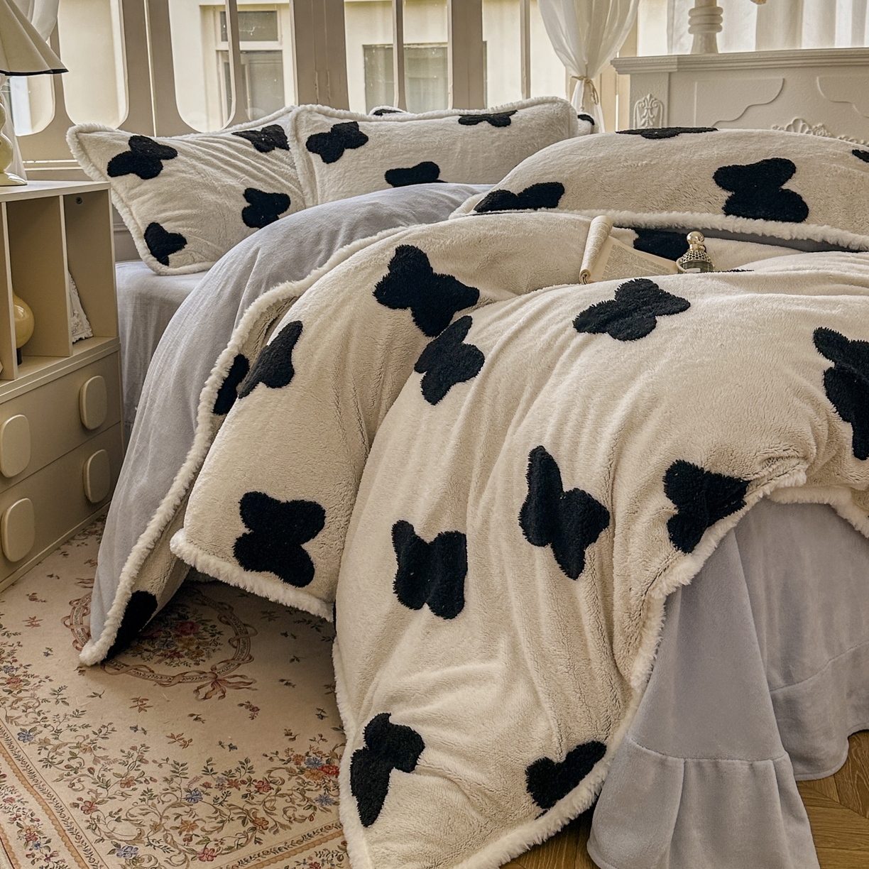 91家纺网 家纺一手货源 找家纺 新印象 2025新款阳离子绒牛奶绒保暖四件套 包边款阳离子绒-琳蝶