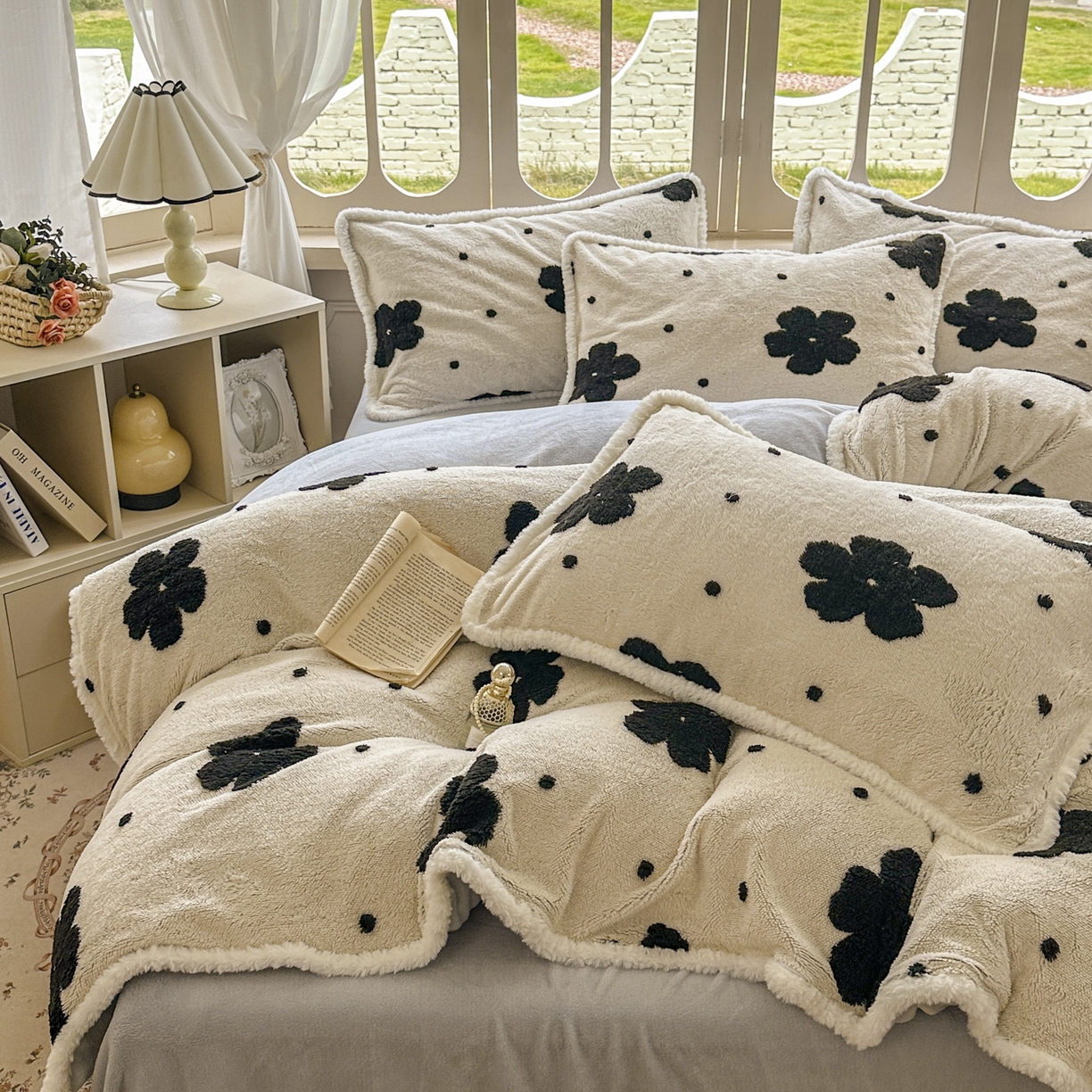 91家纺网 家纺一手货源 找家纺 新印象 2025新款阳离子绒牛奶绒保暖四件套 包边款阳离子绒-慕朵