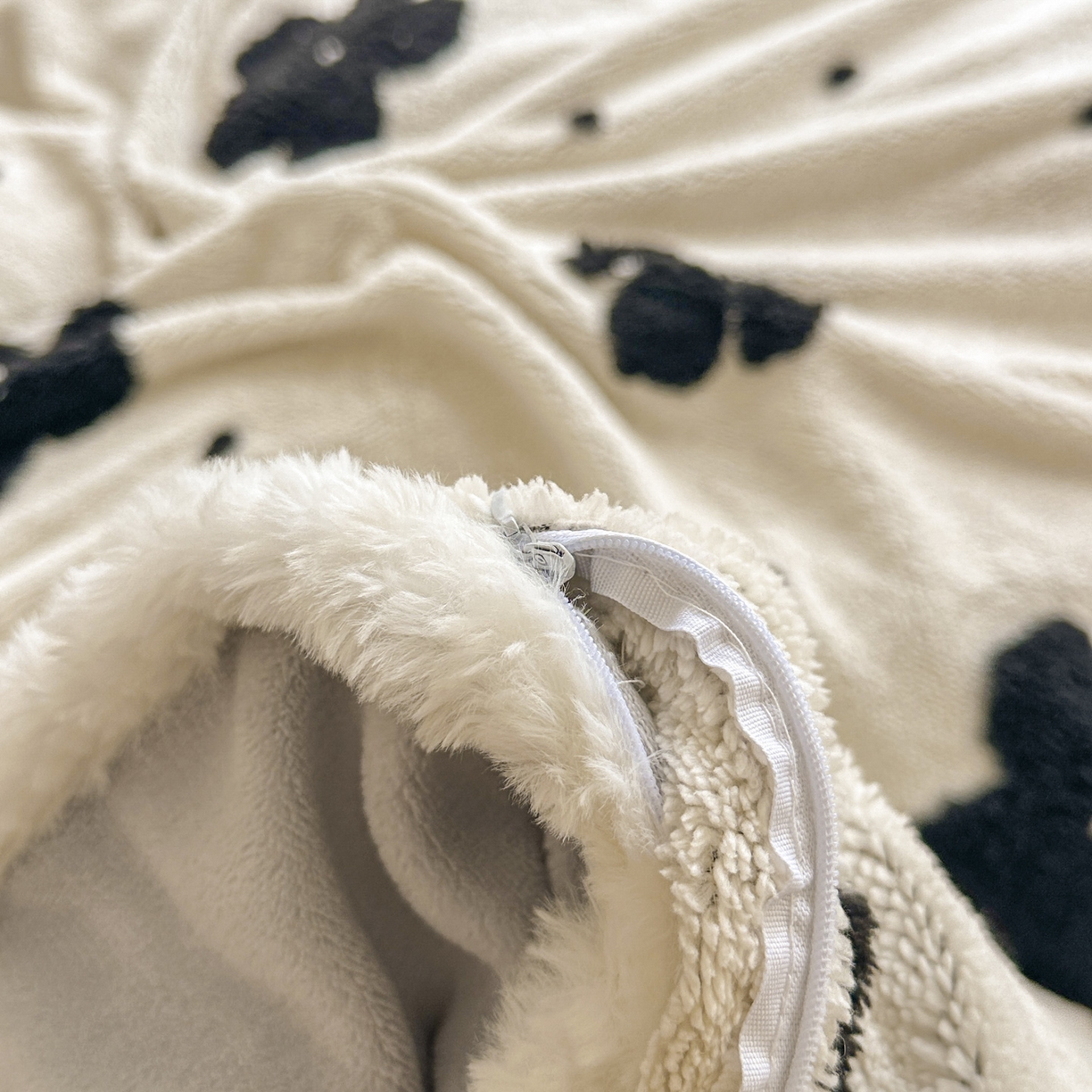 91家纺网 家纺一手货源 找家纺 新印象 2025新款阳离子绒牛奶绒保暖四件套 包边款阳离子绒-慕朵