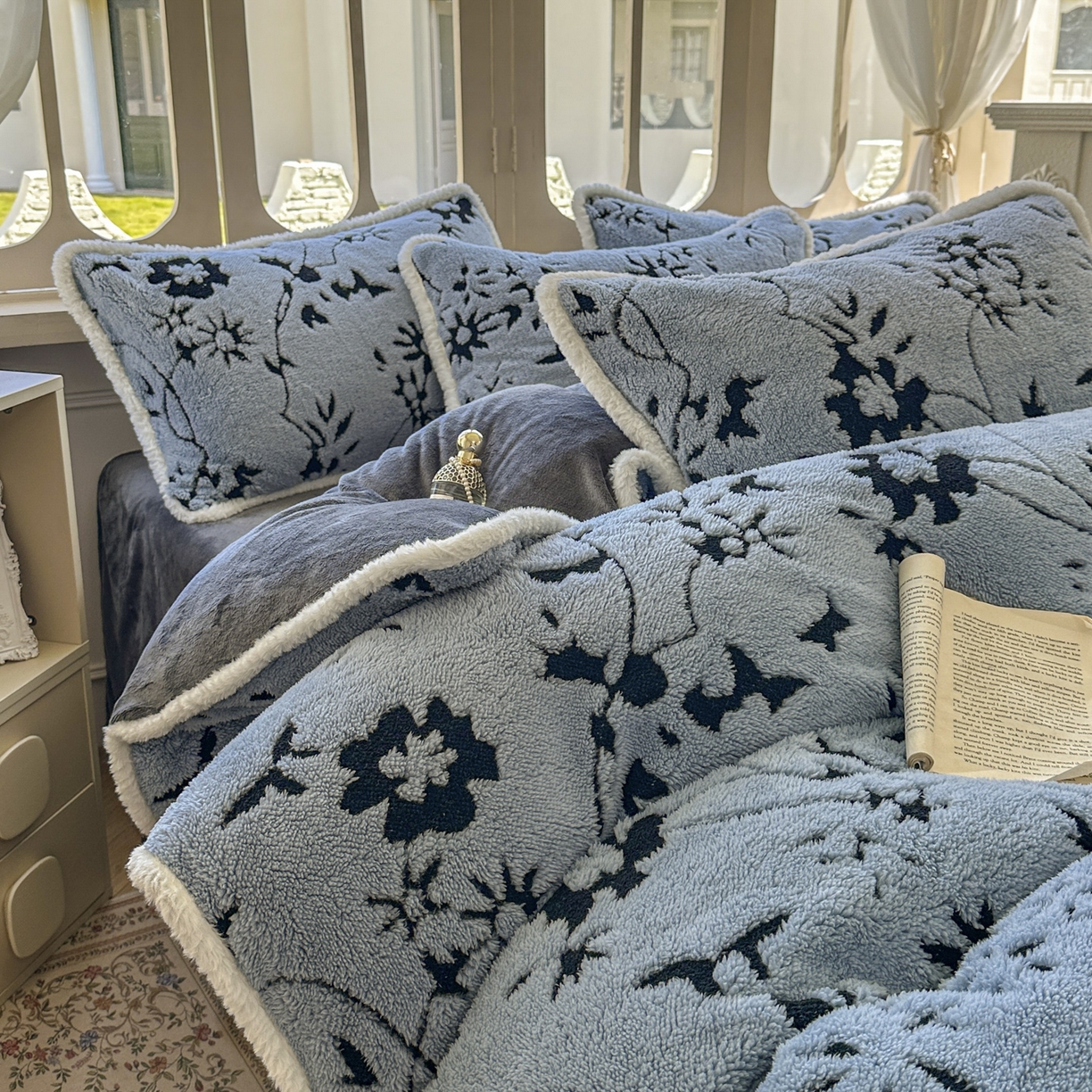 91家纺网 家纺一手货源 找家纺 新印象 2025新款阳离子绒牛奶绒保暖四件套 包边款阳离子绒-缇娜