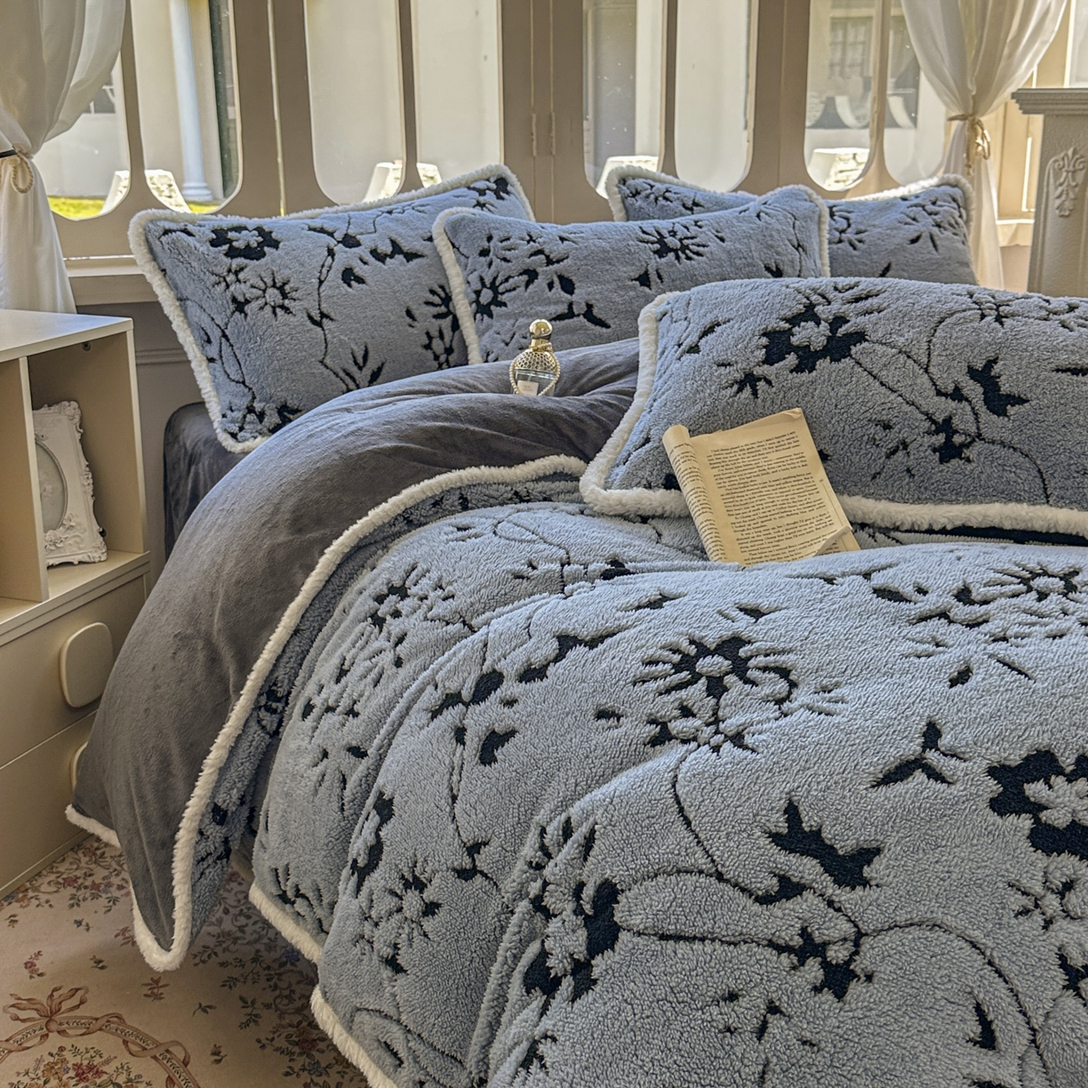 91家纺网 家纺一手货源 找家纺 新印象 2025新款阳离子绒牛奶绒保暖四件套 包边款阳离子绒-缇娜