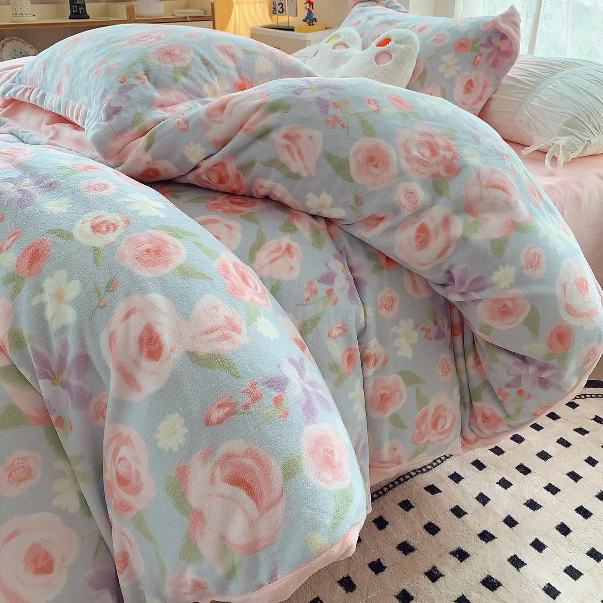 奈萝家纺 2025新款加厚小清新印花牛奶绒三件套四件套 花漾情缘