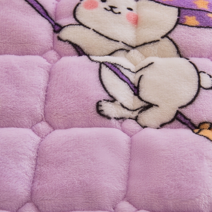 91家纺网 家纺一手货源 找家纺 雅萱家纺 2025新款牛奶绒学生床垫三件套 牛奶绒床垫三件套-魔法小兔