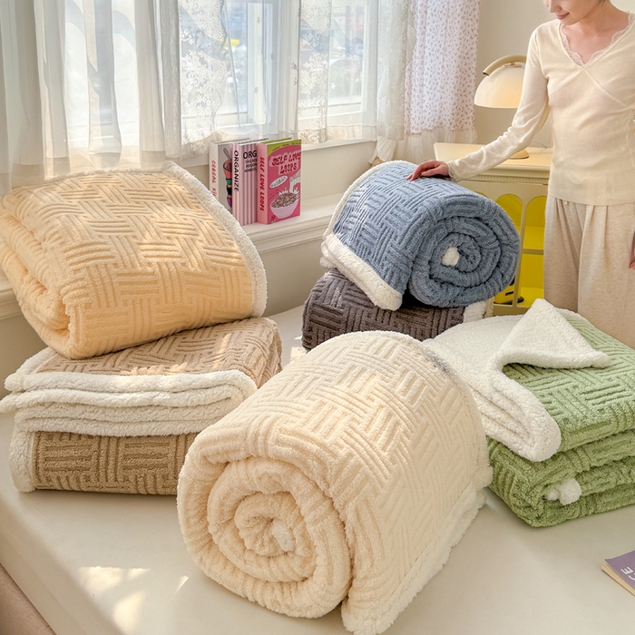 91家纺网 家纺一手货源 找家纺 蓝冰家纺 2025新款塔芙绒提花毛毯 组合