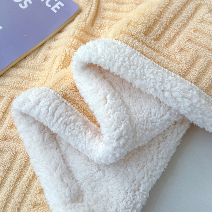 91家纺网 家纺一手货源 找家纺 蓝冰家纺 2025新款塔芙绒提花毛毯 米黄色