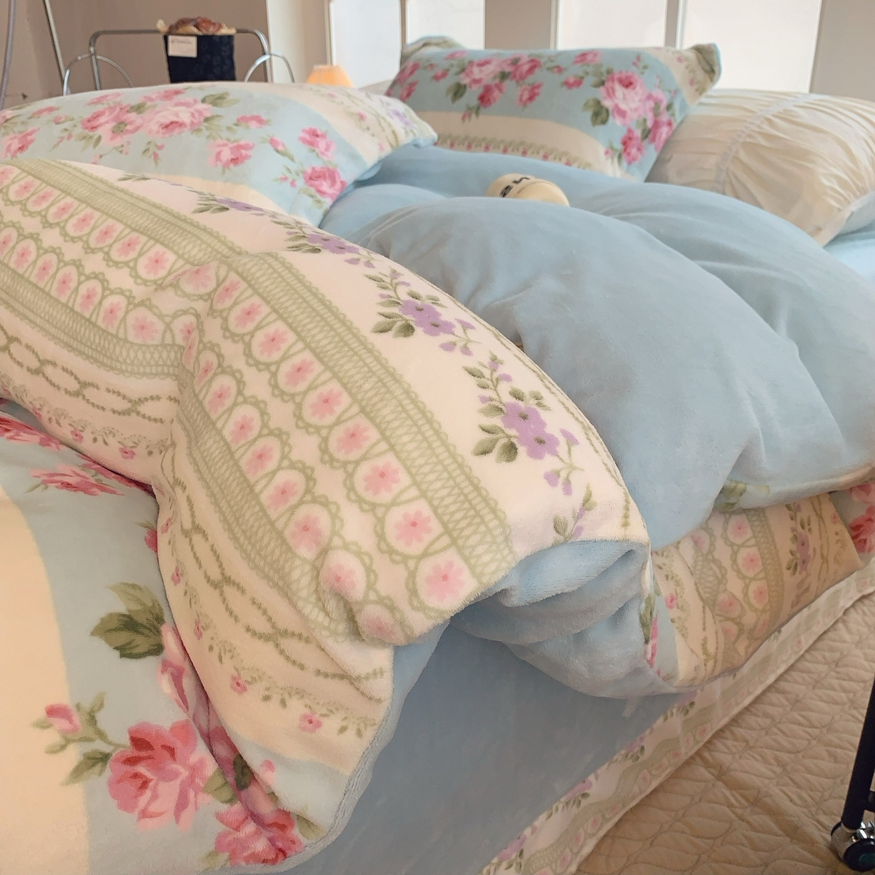 奈萝家纺 2025新款加厚小清新印花牛奶绒三件套四件套 蓝色梦境