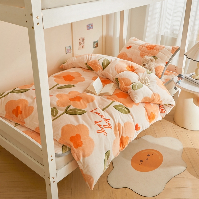 91家纺网 家纺一手货源 找家纺 雅萱家纺 2025新款牛奶绒学生床垫三件套 牛奶绒床垫三件套-萱花