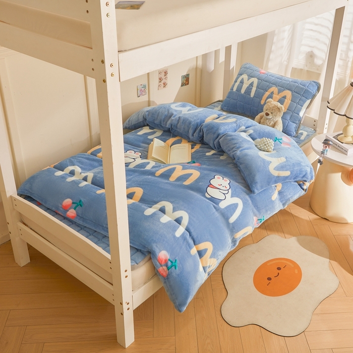 91家纺网 家纺一手货源 找家纺 雅萱家纺 2025新款牛奶绒学生床垫三件套 牛奶绒床垫三件套-樱桃小兔