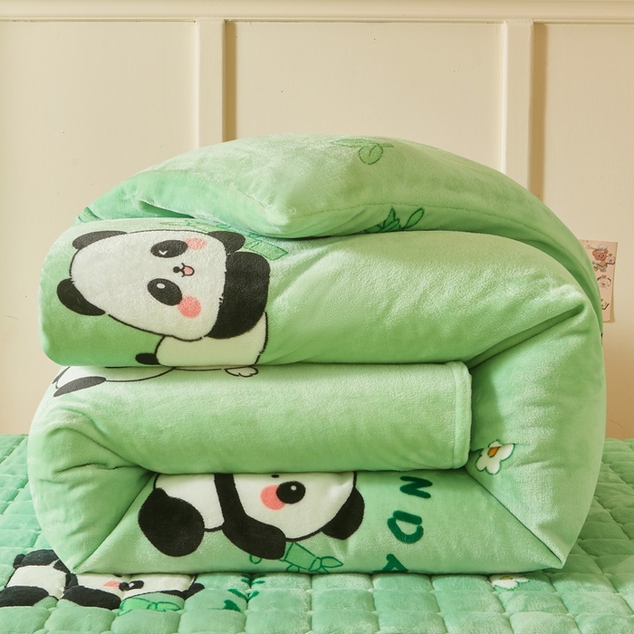91家纺网 家纺一手货源 找家纺 雅萱家纺 2025新款牛奶绒学生床垫三件套 牛奶绒床垫三件套-竹叶熊猫