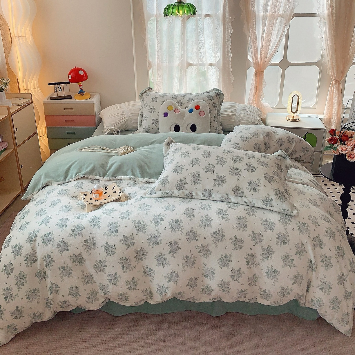 91家纺网 家纺一手货源 找家纺 奈萝家纺 2025新款加厚小清新印花牛奶绒三件套四件套 清新花梦