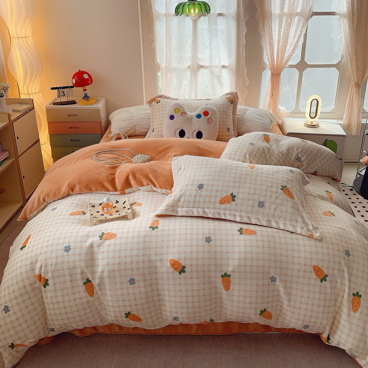 91家纺网 家纺一手货源 找家纺 奈萝家纺 2025新款加厚小清新印花牛奶绒三件套四件套 甜心萝卜