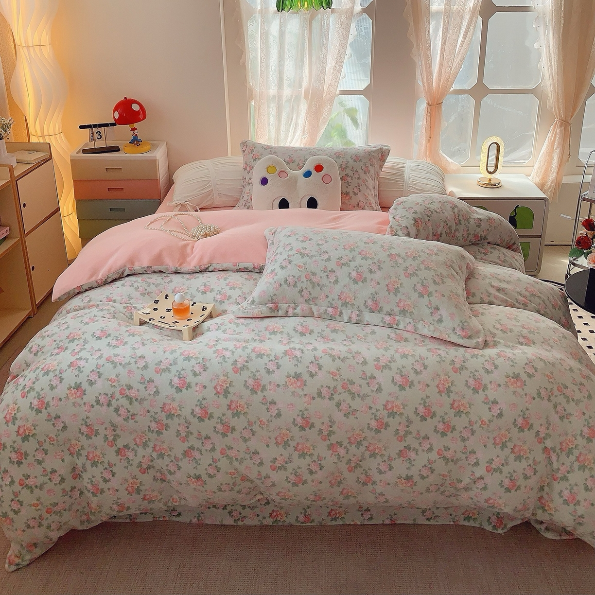 91家纺网 家纺一手货源 找家纺 奈萝家纺 2025新款加厚小清新印花牛奶绒三件套四件套 温馨花语绿