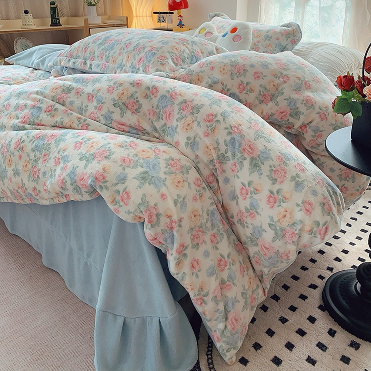 91家纺网 家纺一手货源 找家纺 奈萝家纺 2025新款加厚小清新印花牛奶绒三件套四件套 夏日花开