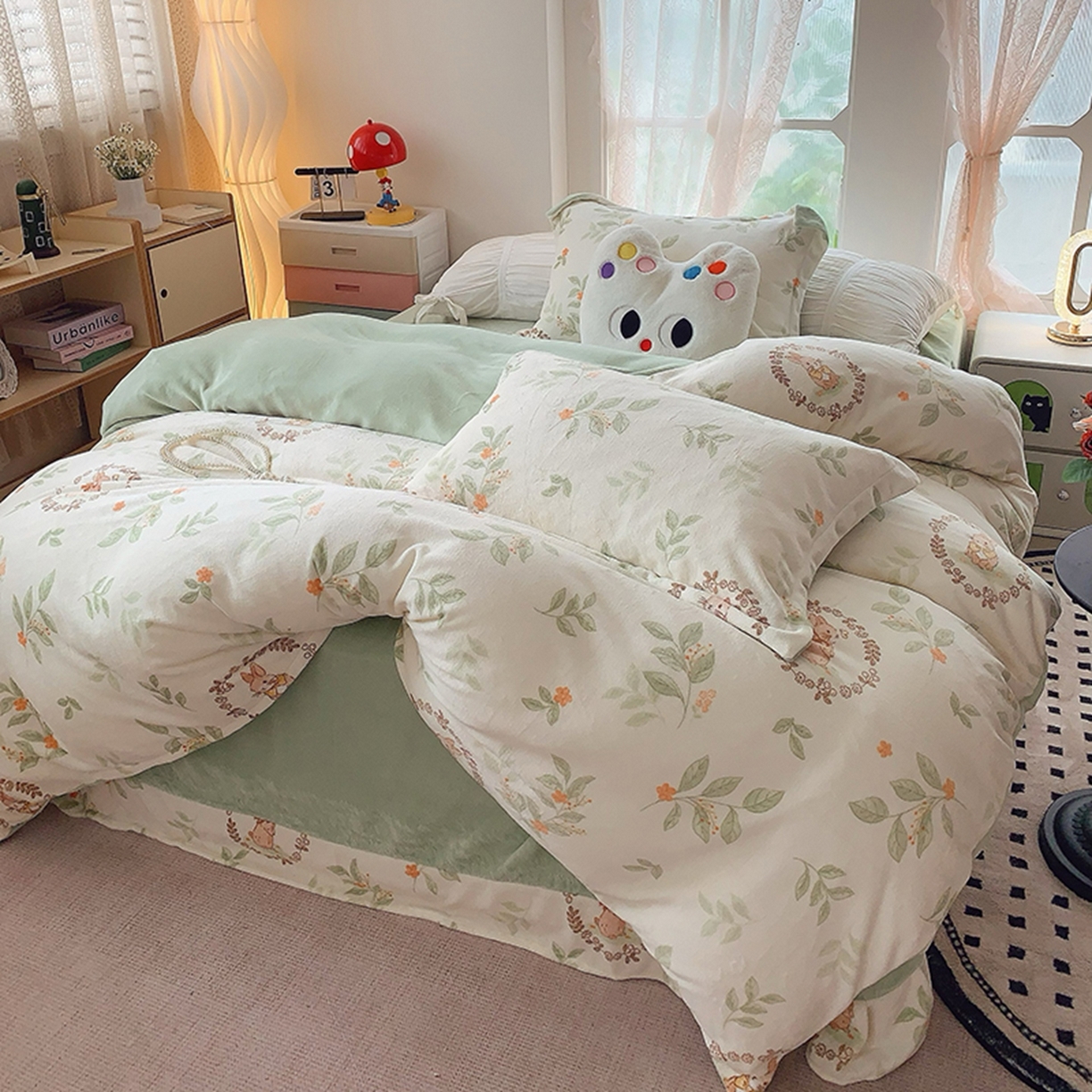 91家纺网 家纺一手货源 找家纺 奈萝家纺 2025新款加厚小清新印花牛奶绒三件套四件套 叶畔兔语