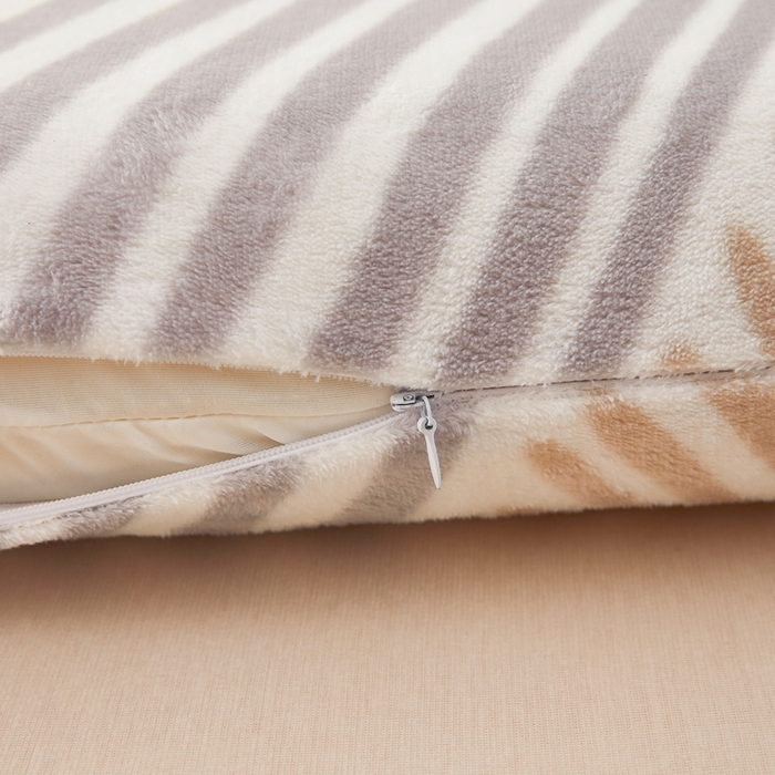 91家纺网 家纺一手货源 找家纺 （总）翎盈家纺 2025新款牛奶绒深睡枕专用枕套面包记忆枕枕头套