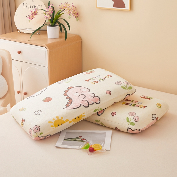 91家纺网 家纺一手货源 找家纺 翎盈家纺 2025新款牛奶绒深睡枕专用枕套面包记忆枕枕头套 淘气恐龙