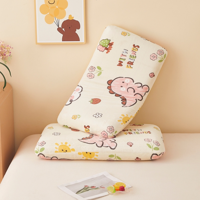 91家纺网 家纺一手货源 找家纺 翎盈家纺 2025新款牛奶绒深睡枕专用枕套面包记忆枕枕头套 淘气恐龙