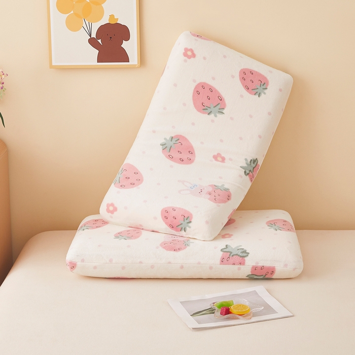 91家纺网 家纺一手货源 找家纺 翎盈家纺 2025新款牛奶绒深睡枕专用枕套面包记忆枕枕头套 奶油草莓