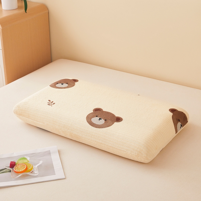 91家纺网 家纺一手货源 找家纺 翎盈家纺 2025新款牛奶绒深睡枕专用枕套面包记忆枕枕头套 开心小熊