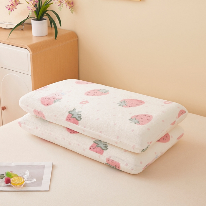 91家纺网 家纺一手货源 找家纺 翎盈家纺 2025新款牛奶绒深睡枕专用枕套面包记忆枕枕头套 奶油草莓