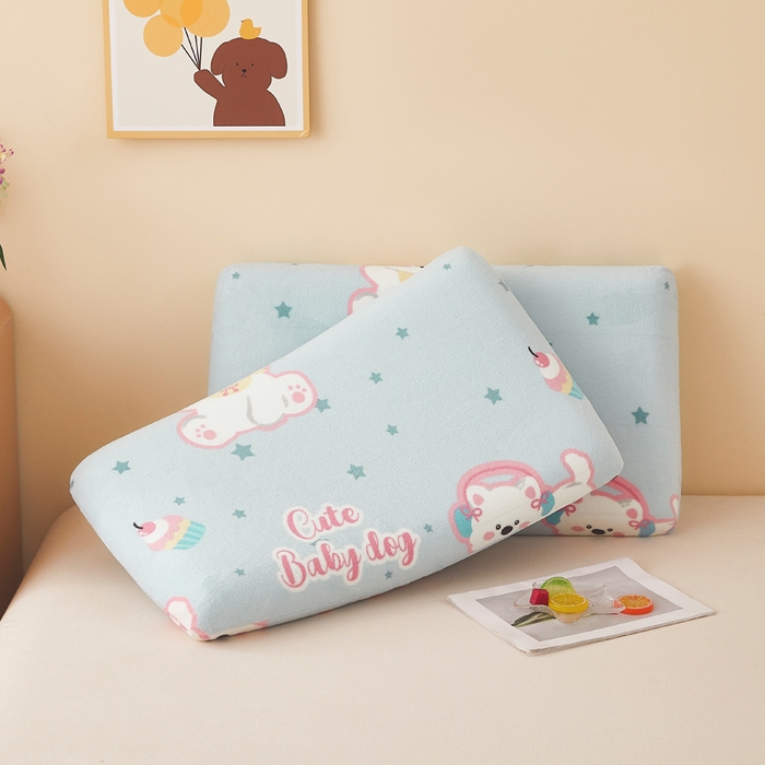 91家纺网 家纺一手货源 找家纺 翎盈家纺 2025新款牛奶绒深睡枕专用枕套面包记忆枕枕头套 比尔狗蓝